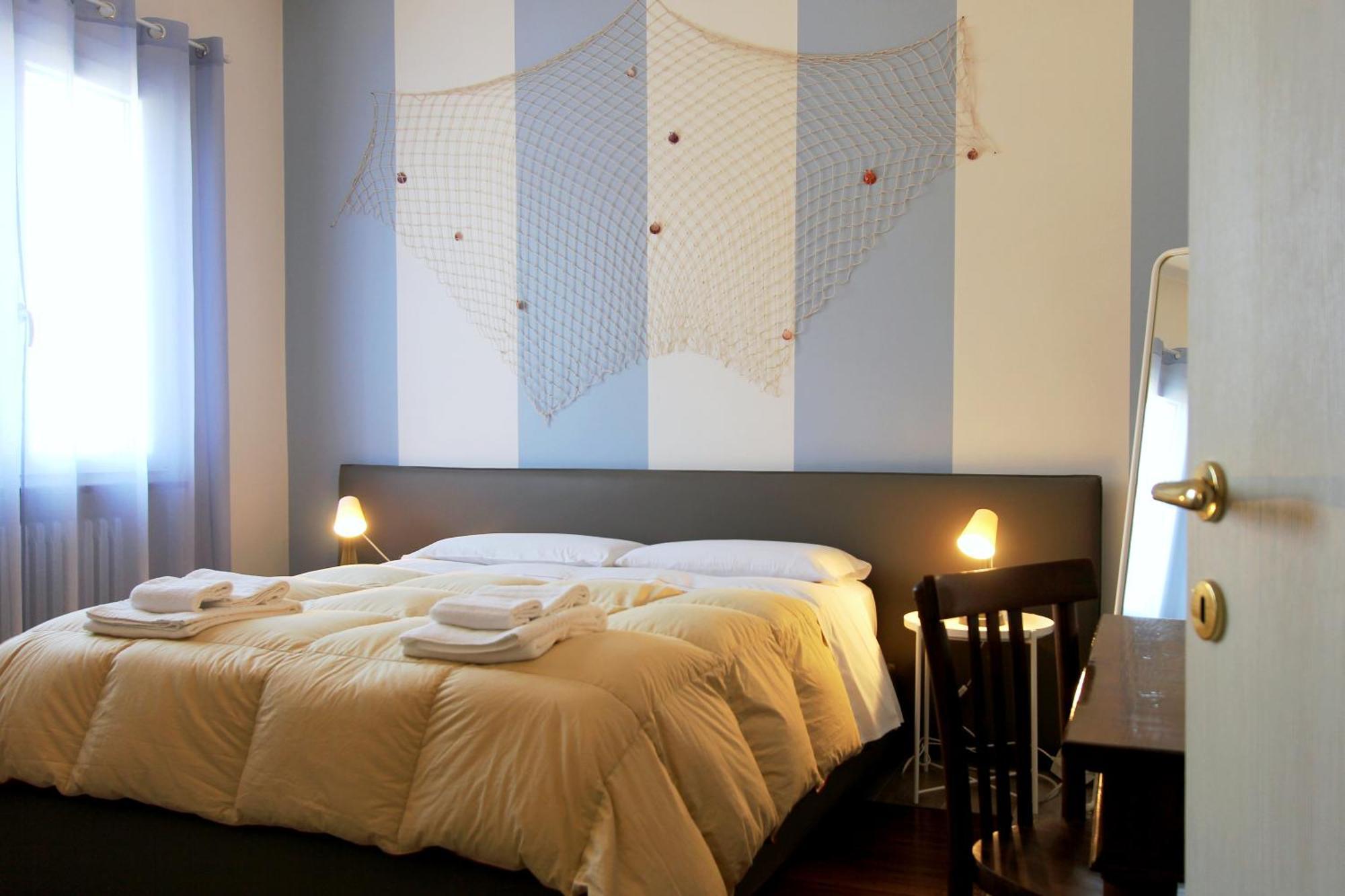 Maison N&M Desenzano del Garda Luaran gambar